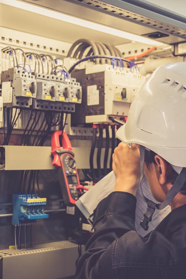 Commercial Electrician in Surrey